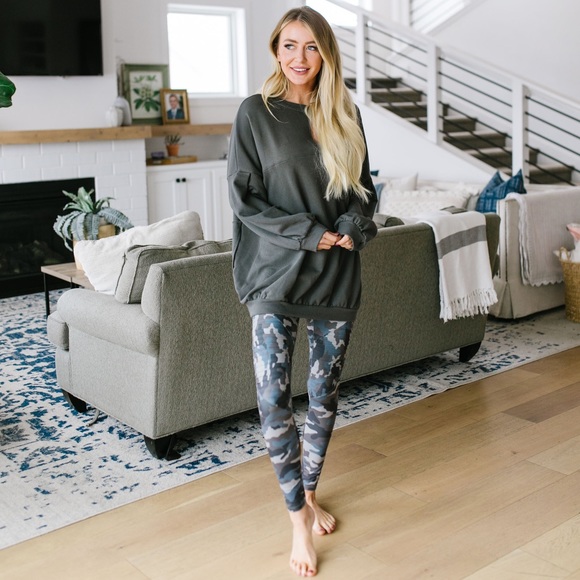 Camouflage Moto Leggings - Picture 4 of 8